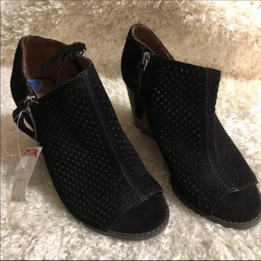 Lucky Brand Booties Size 712m Nwt